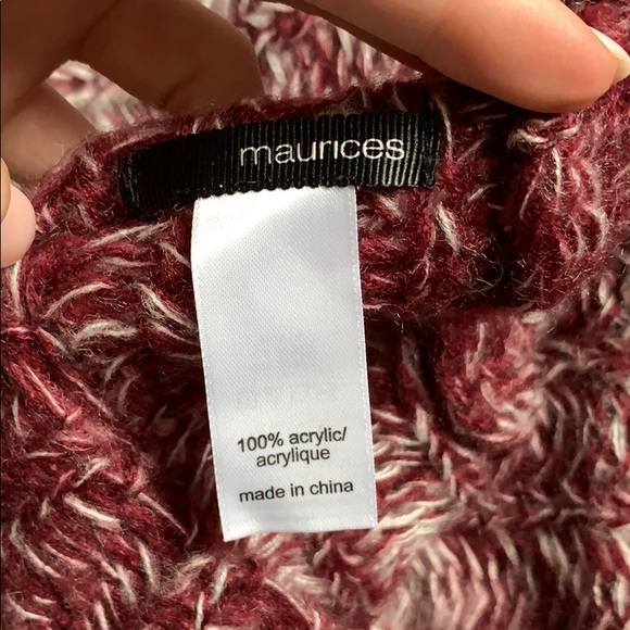 Maurice’s Scarf - Picture 2 of 3